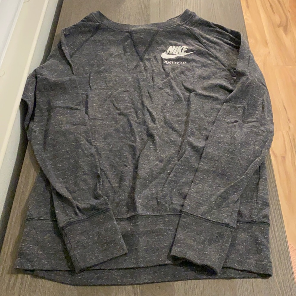 Nike pullover size M